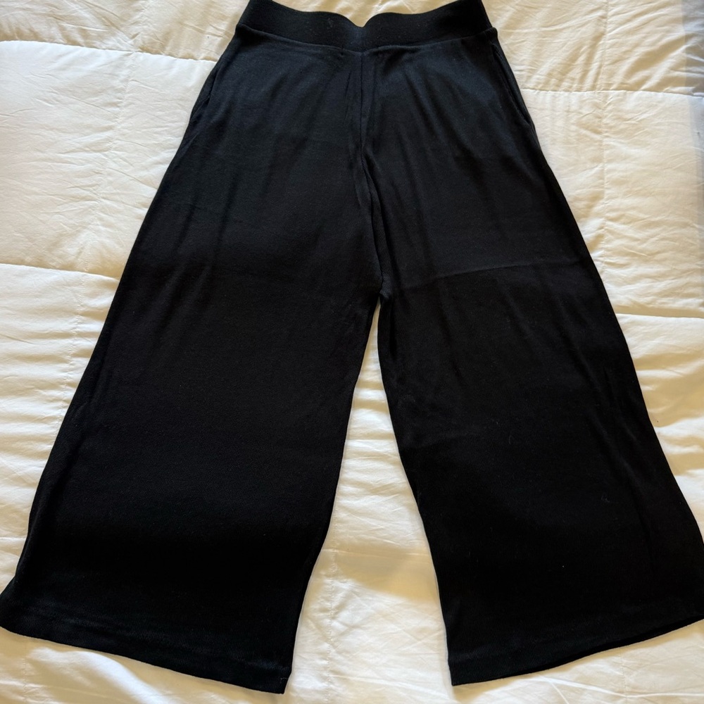 Banana Republic Knit Dark Trousers